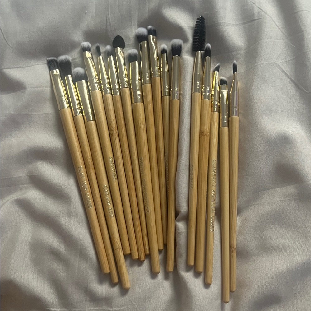 Makeup tools set - Picture 6 of 7